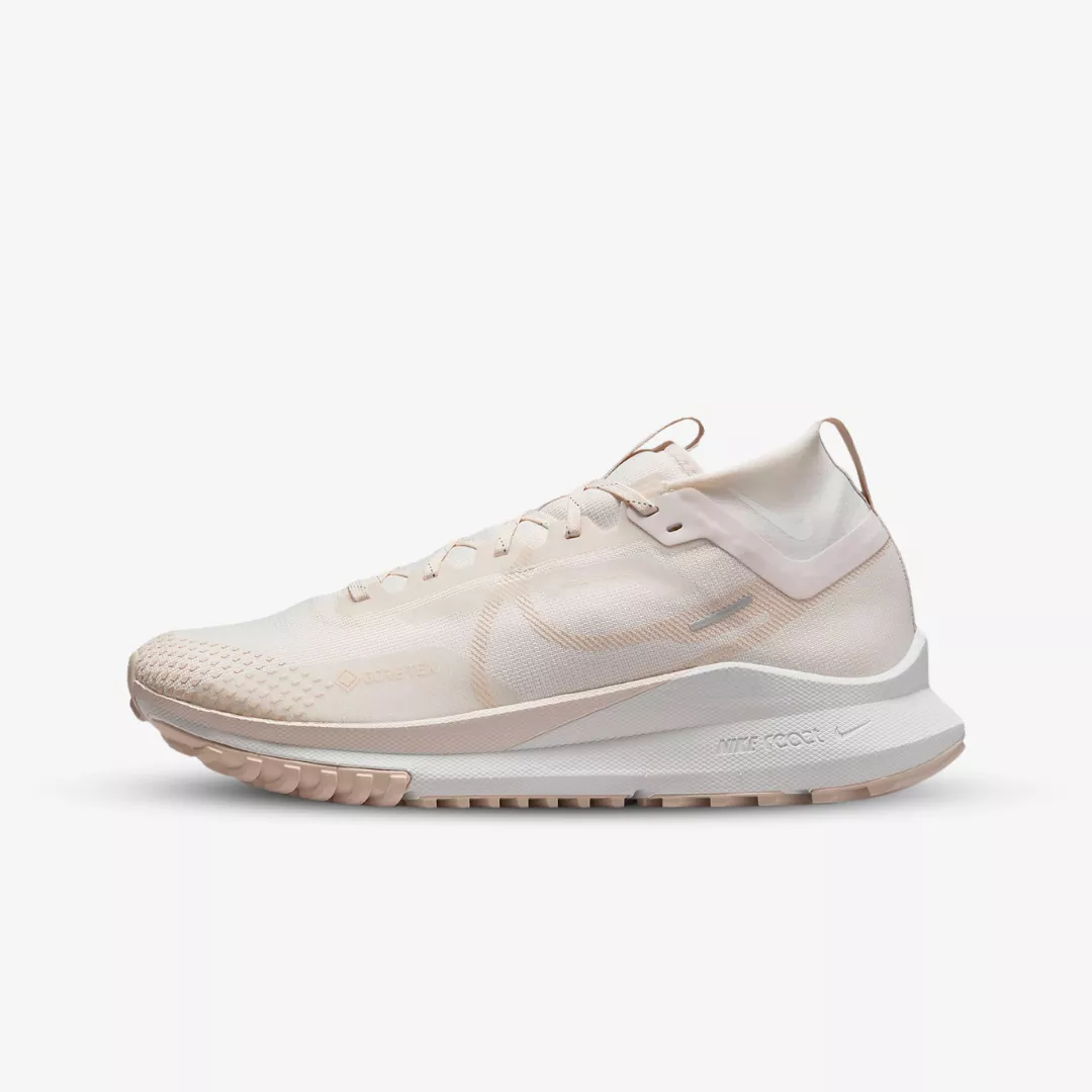 Pegasus 4 GTX White