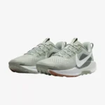 Pegasus Trail 5 Grey