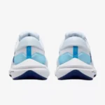 Vomero 16 White