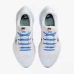 Vomero 16 White